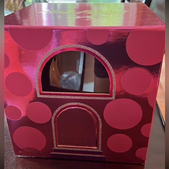 Pink Friday Nicki Minaj 3.4 oz Eau de Parfum Spray Body lotion & shower gel set - Picture 6 of 12